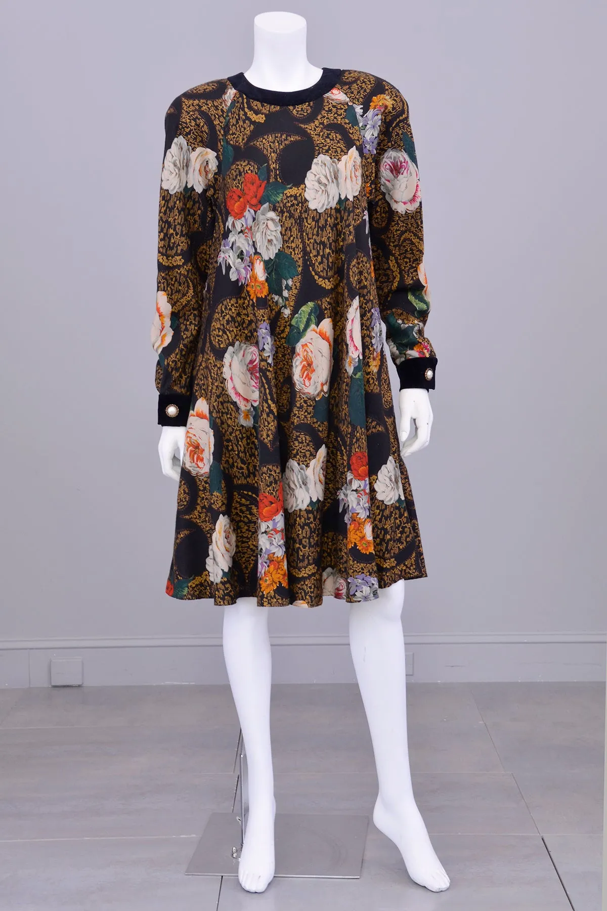 1980s Painterly Rose Print Trapeze Dress by Donna Morgan for Leslie Fay