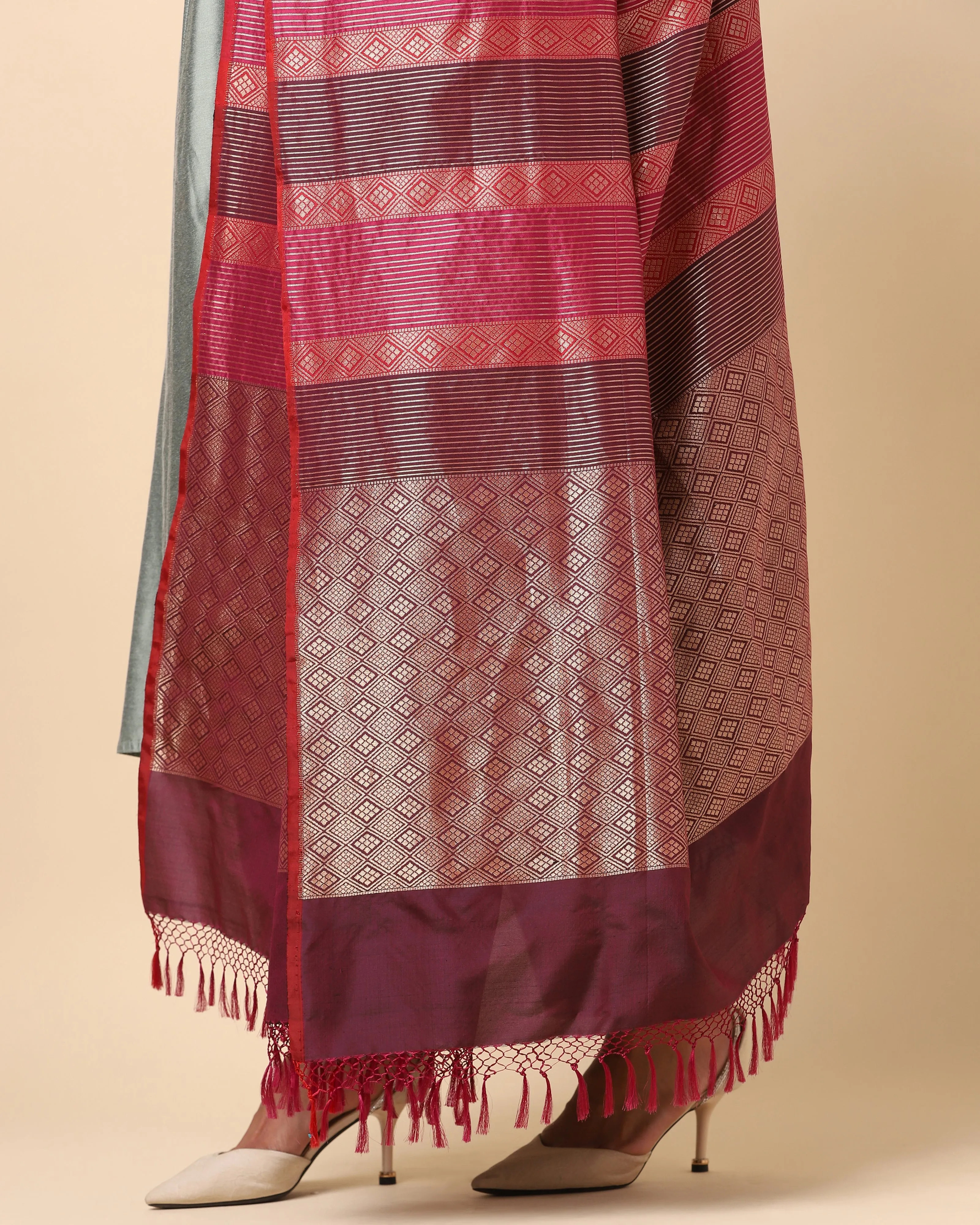 Antika Powdi Silk Dupatta