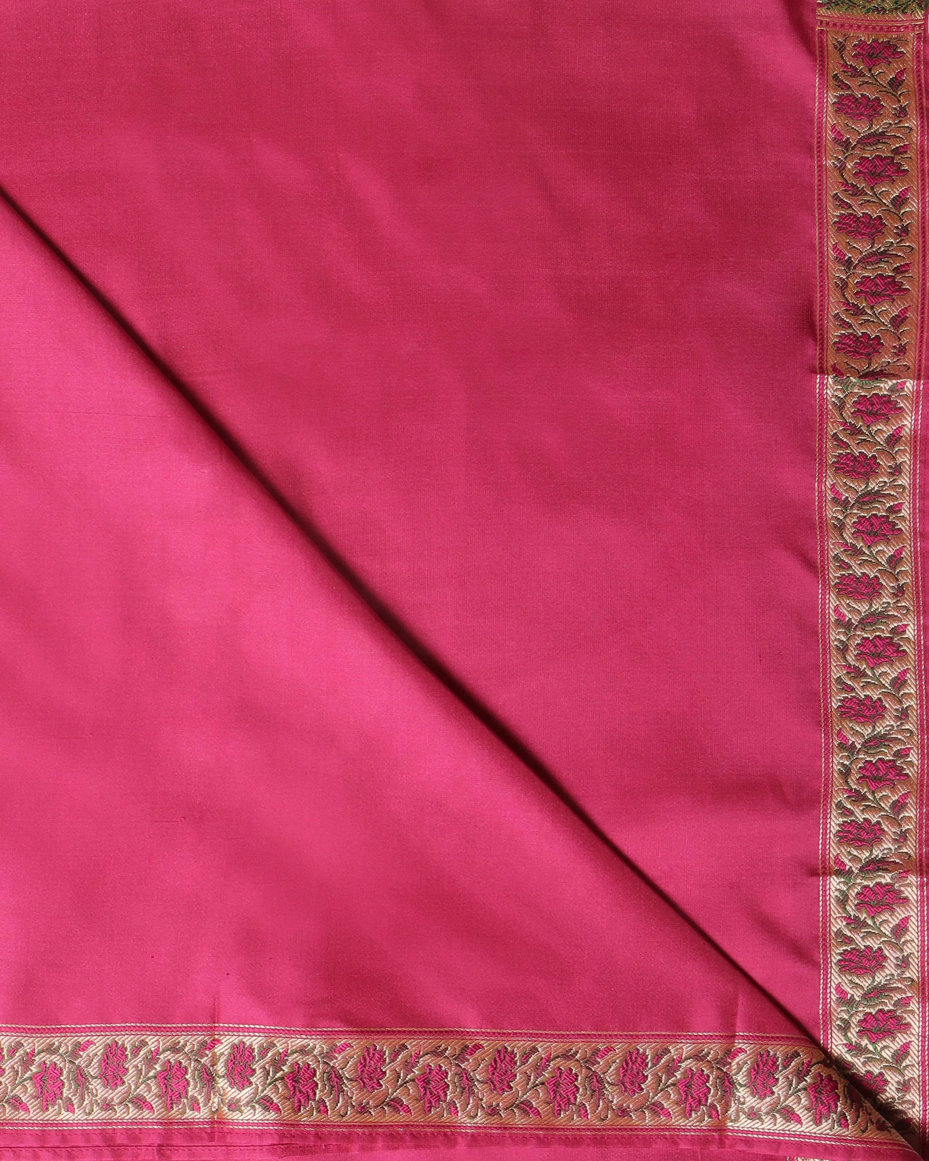 Darsh Tanchoi and Kadwa Silk Saree