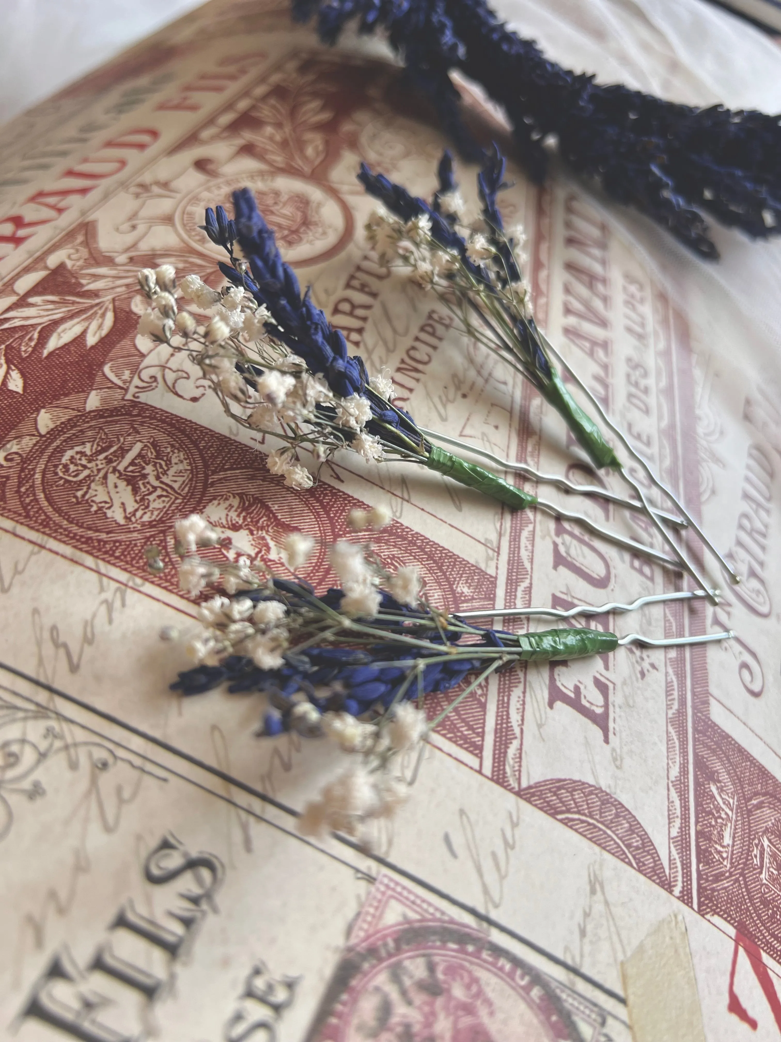 Dried Lavender and Gypsophila Hair Pins, Dried Flower Hair Pins for Brides, Minimalist Floral Hair Pin Set, Wedding Hair Pins Babys Breath