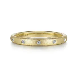 Gold and Diamond Ring