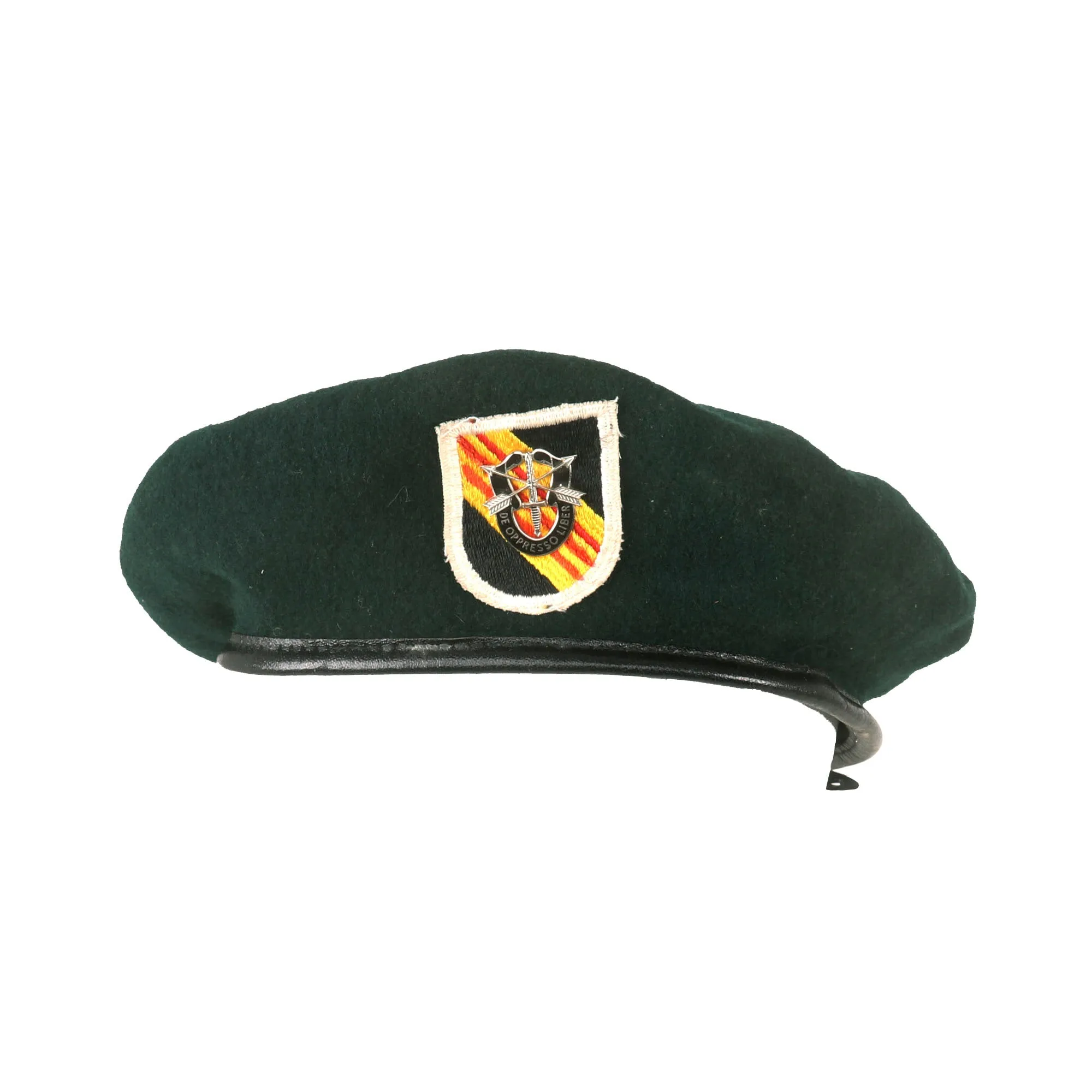 Original U.S. Vietnam War 5th Special Forces Group Airborne Green Beret Dated 1973 - Size 7¾