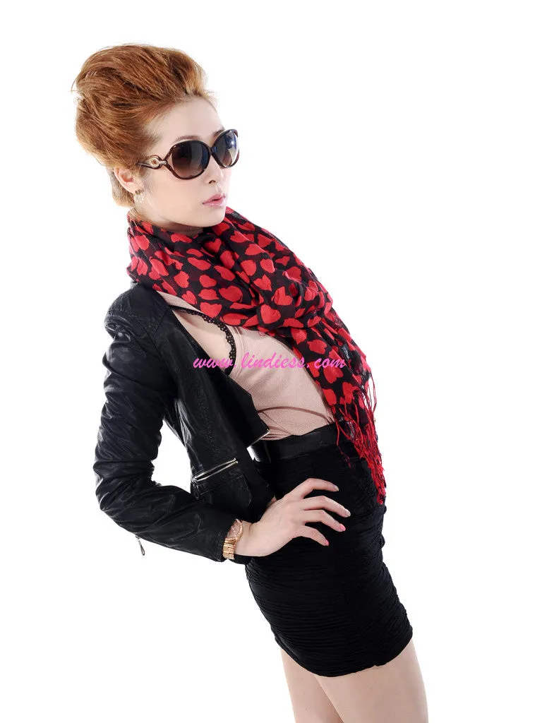 RED HEARTS SCARF