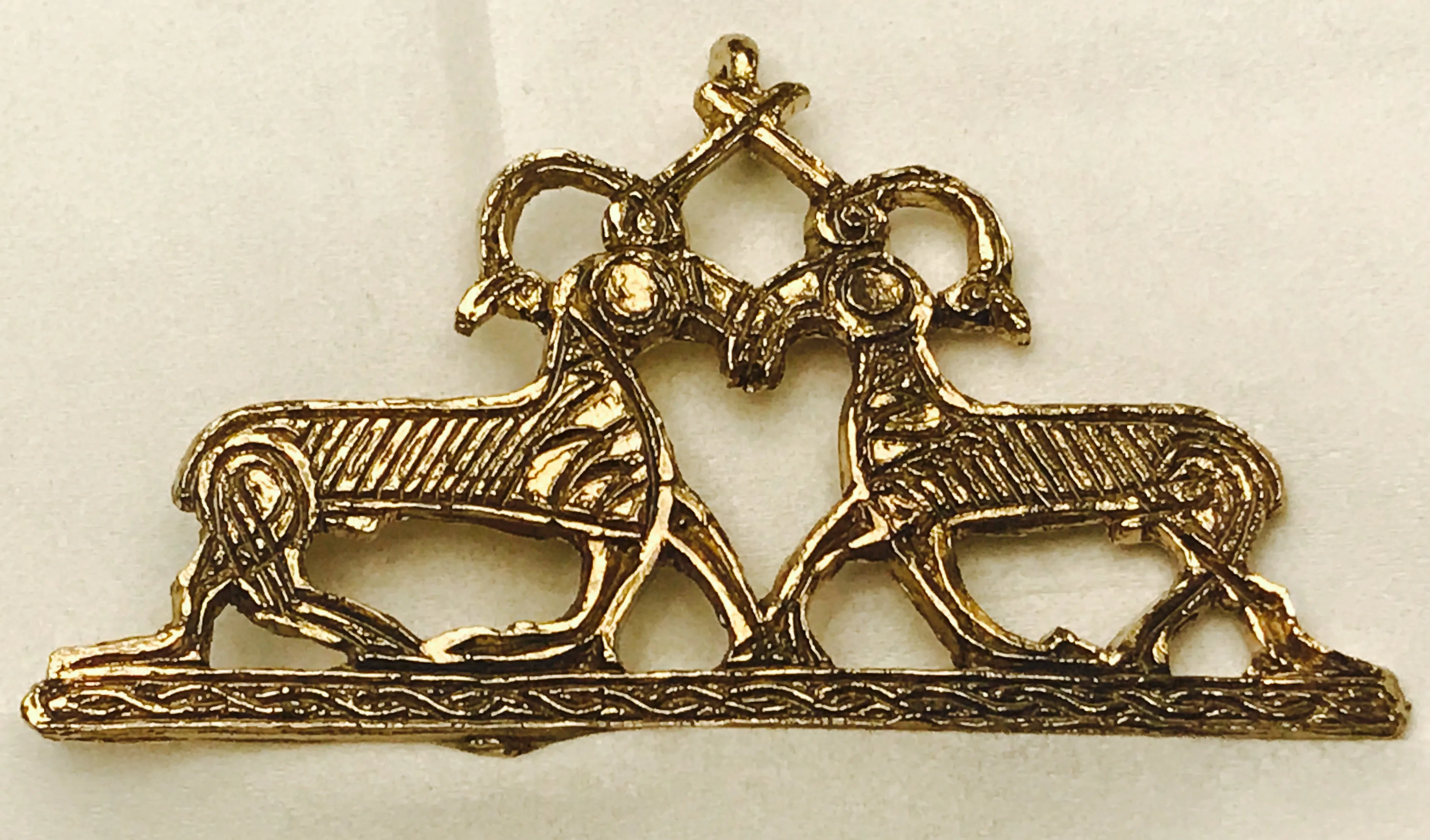 Stags Fighting Pendant/Brooch J-31