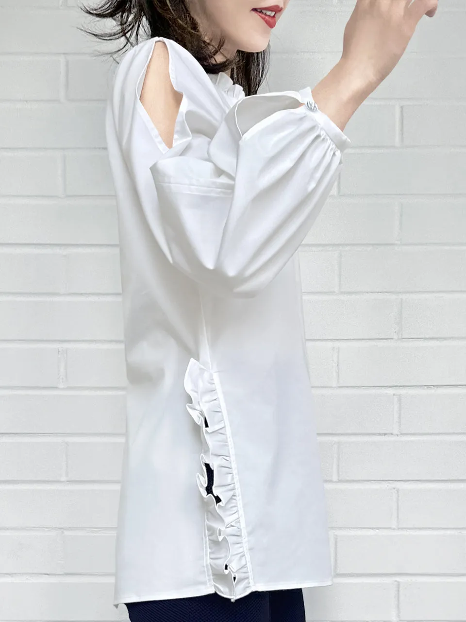 White Slits Detailed Balloon Sleeves Ruffled Longline Shirt